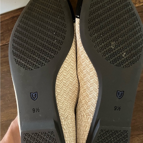 Rothy’s black and tan pointy-toed flats in EUC - Picture 6 of 6